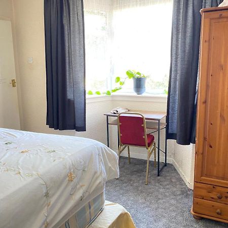 132 Daire Bushbury Dış mekan fotoğraf